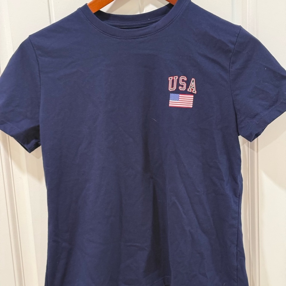 Universal Thread USA Flag Graphic T-Shirt – Women’s Small